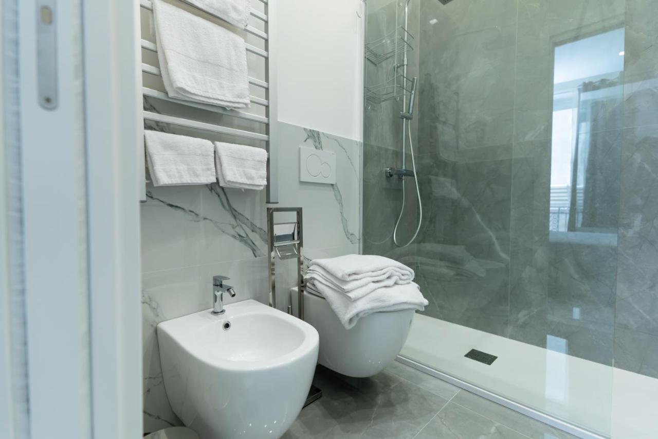 Pane E Pomodoro Bed & Breakfast บารี ภายนอก รูปภาพ